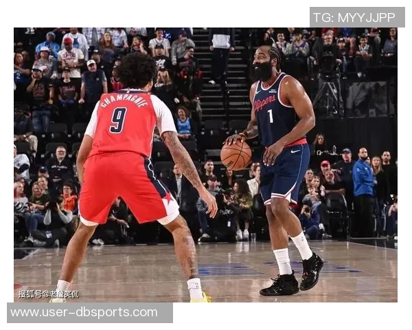 小卡末节狂砍19分展现决心与能量传递强烈信号 小卡末节狂砍19分展现决心与能量传递强烈信号